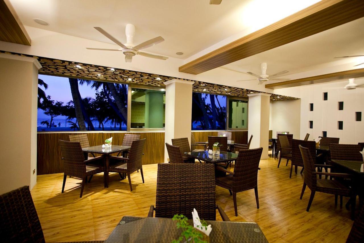 Kaani Beach Hotel At Maafushi Eksteriør billede
