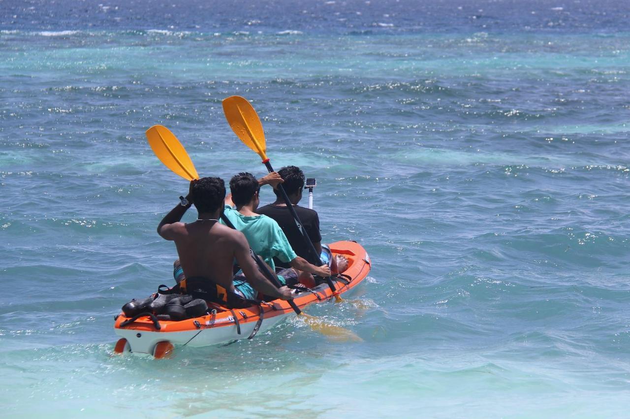Kaani Beach Hotel At Maafushi Eksteriør billede