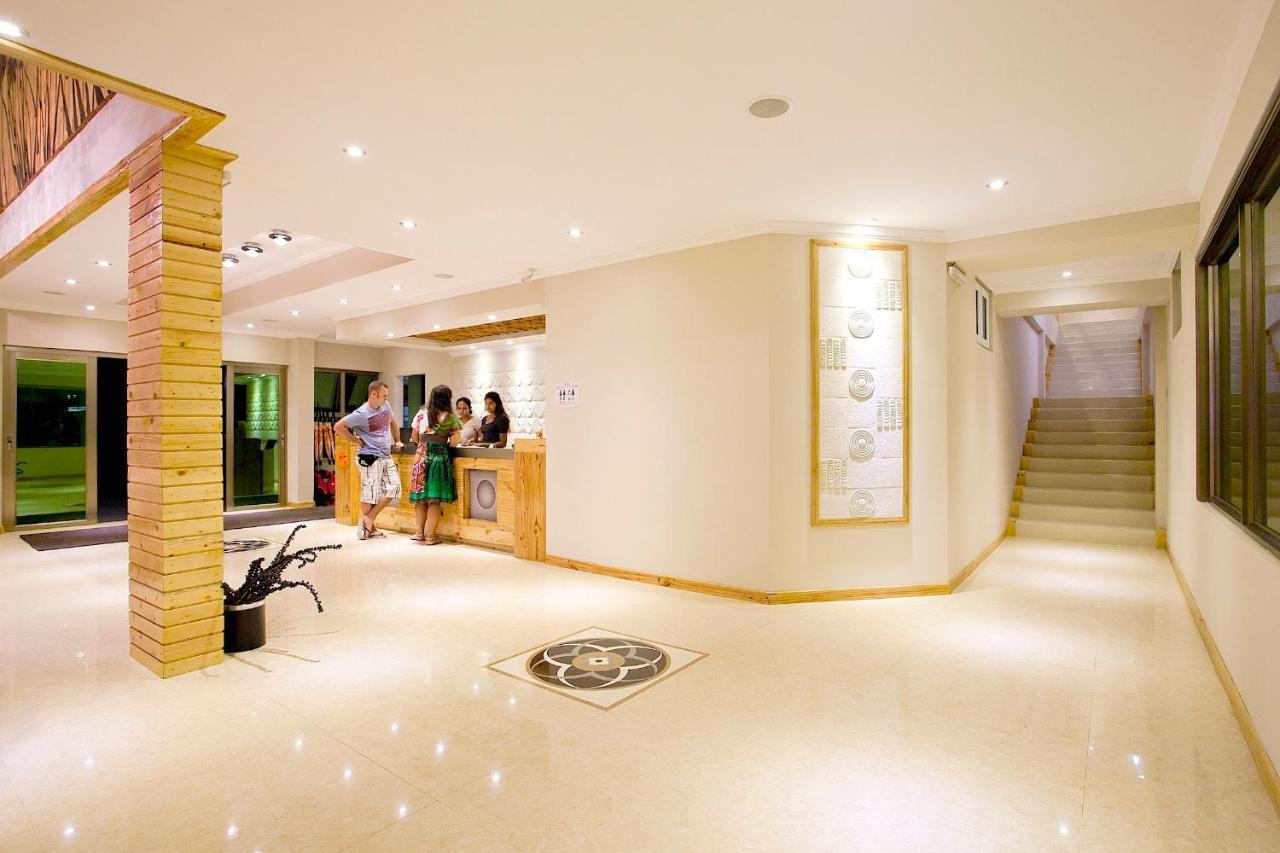 Kaani Beach Hotel At Maafushi Eksteriør billede