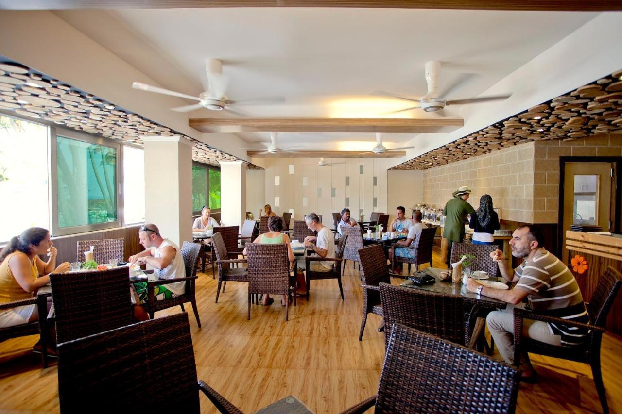 Kaani Beach Hotel At Maafushi Eksteriør billede